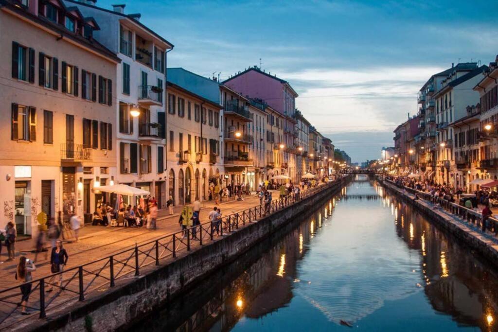 Daniela'S Spazioso Appartamento Ai Navigli Mediolan Zewnętrze zdjęcie