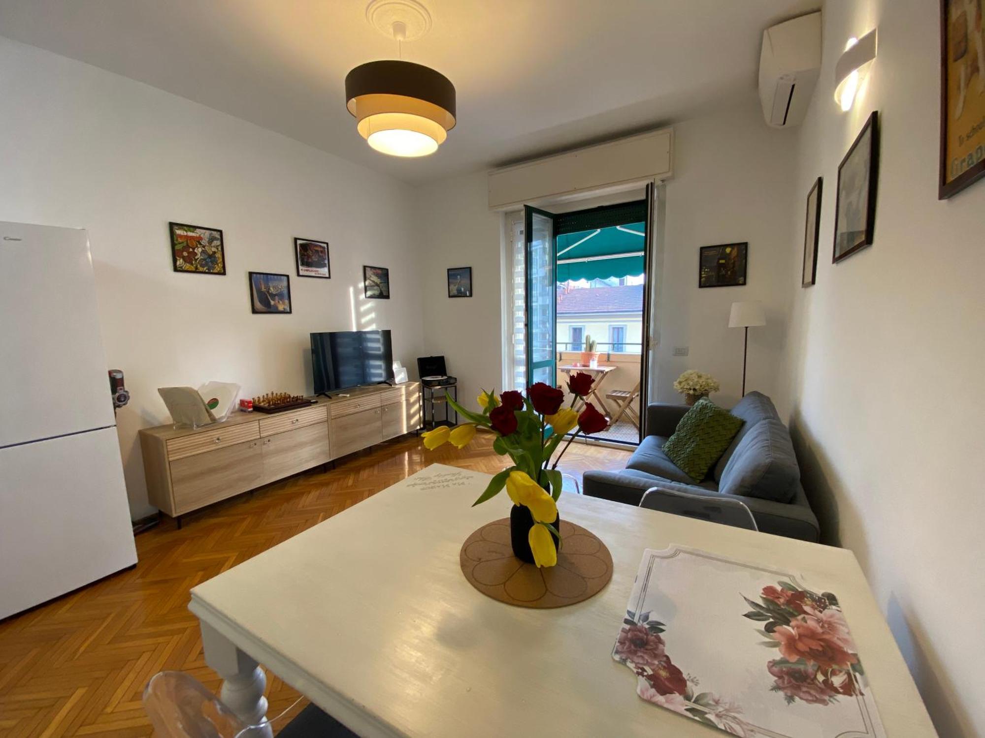 Daniela'S Spazioso Appartamento Ai Navigli Mediolan Zewnętrze zdjęcie